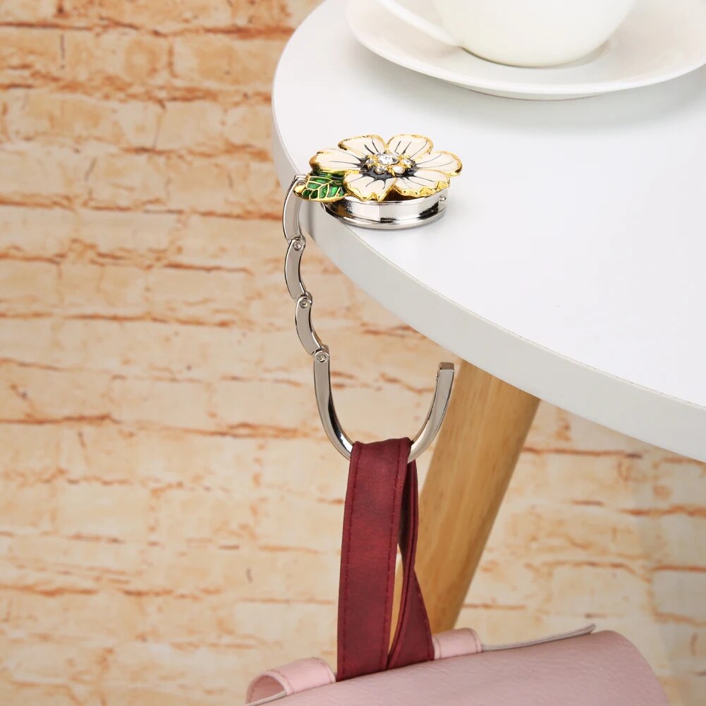 Accroche sac à main pétales fleur luxueux