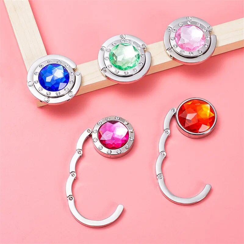 Accroche sac à main gros diamant fuchsia