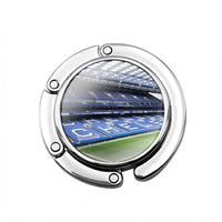 Accroche sac à main Stade Stamford Bridge - modèle images 1 - AccrocheMonSac ™